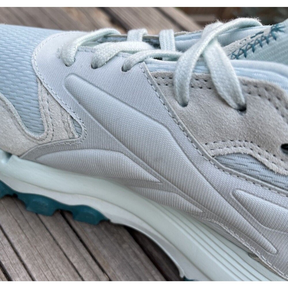 Reebok X Cardi B Classic Leather V2 Women's 6 Low Sneakers Whisper Blue - Picture 10 of 16